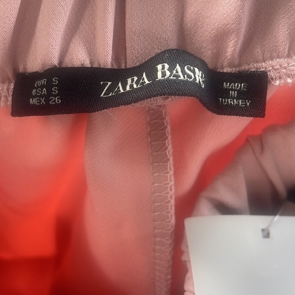 ZARA Blush Pink Capris Pants With Black Side Stripe - Picture 4 of 8